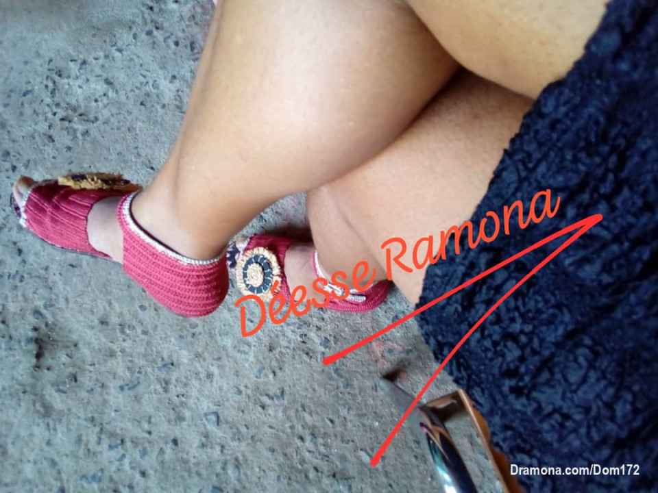 Ramona Lifestyle BDSM: Je ne dois pas te dire de me faire tes dévotions régulièrement. Ça doit être spontané chez toi. On ne force pas la soumission. C'est déjà en soi.